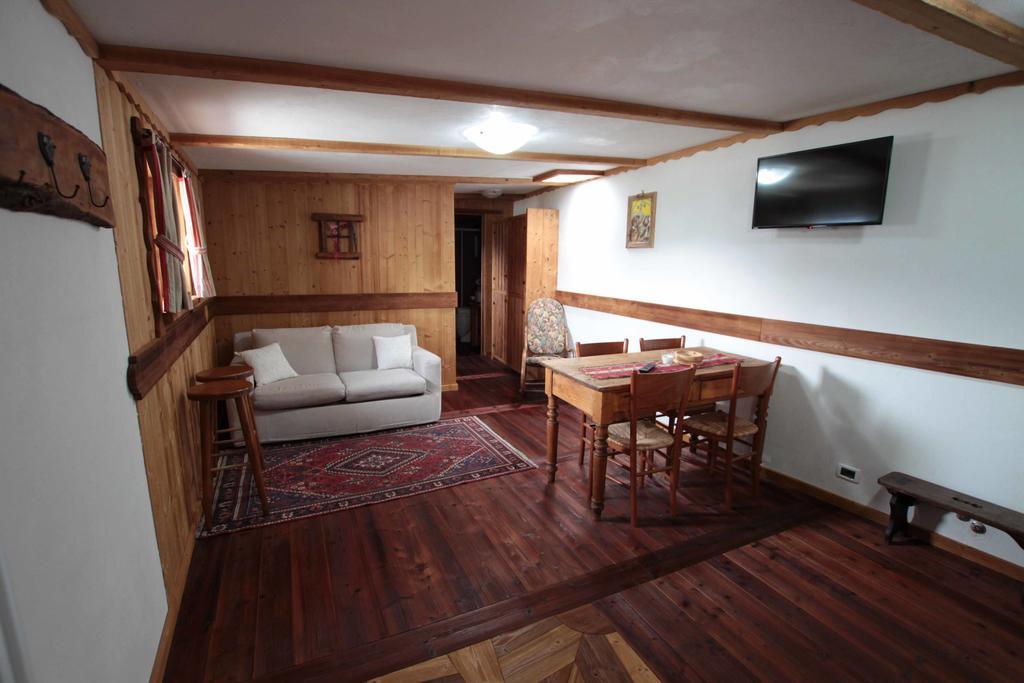Chambres D'Hotes Les Fleurs Pila  Exterior photo